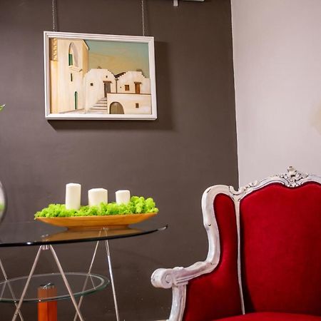 Casa Nera Guesthouse Montescaglioso Luaran gambar