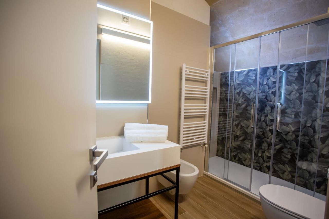 Casa Nera Guesthouse Montescaglioso Luaran gambar