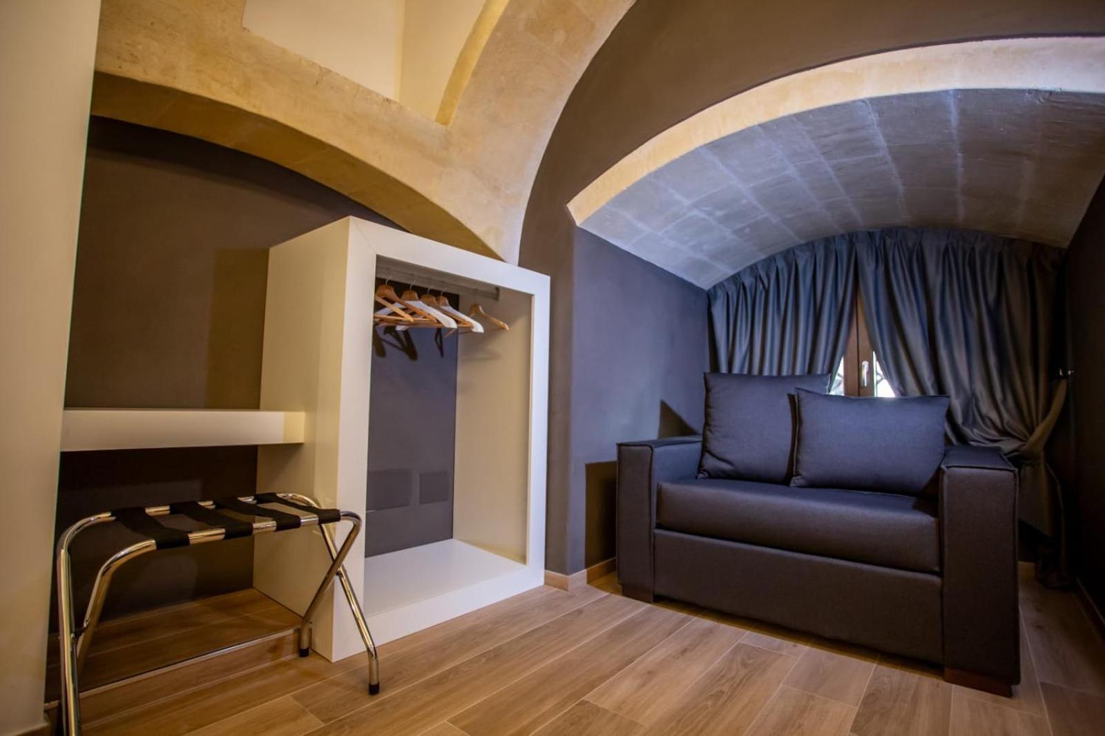 Casa Nera Guesthouse Montescaglioso Luaran gambar